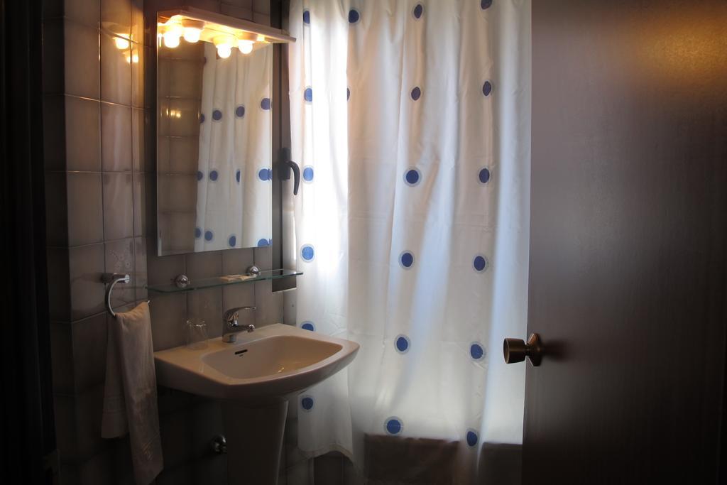 Hostal Casa Pepe Tauste Szoba fotó